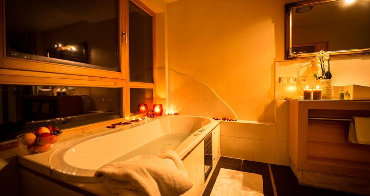 Thula Wellnesshotel Bayerischer Wald Lalling Exterior foto